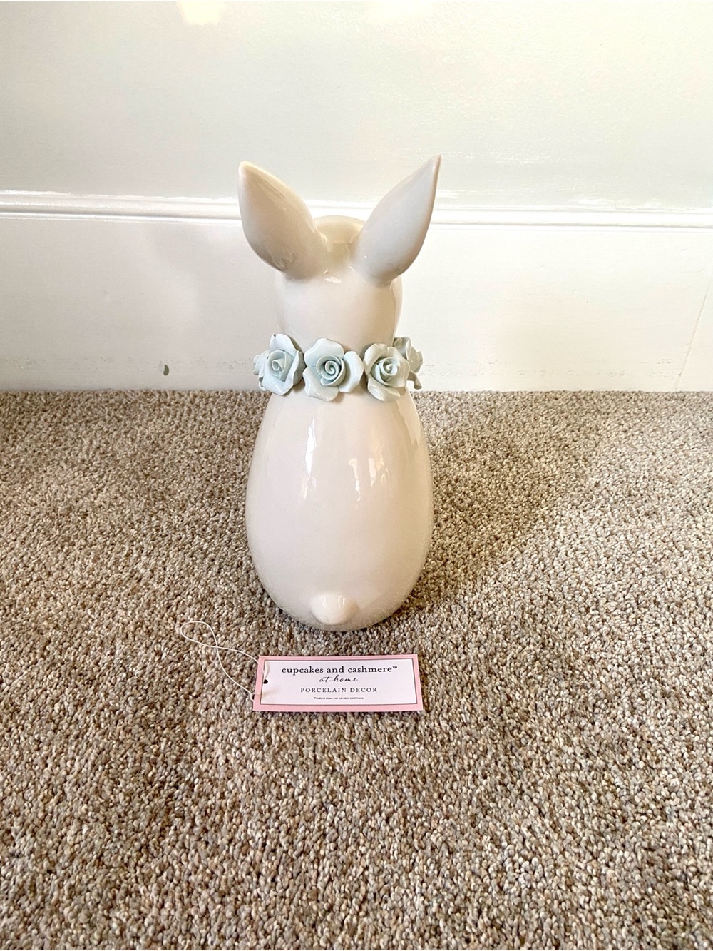 NWT Cupcakes and Cashmere Easter Bunny Figurine with Rose Collar Blue - Picture 10 of 15